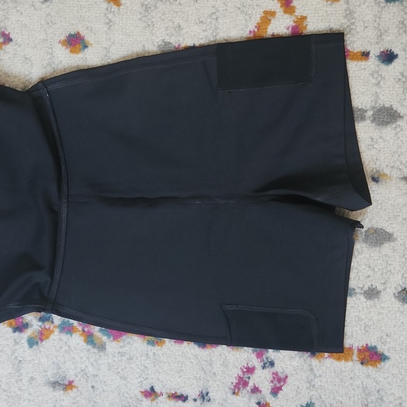 Girlfriend Collective Black A-Line Skort - Picture 3 of 4